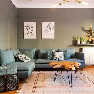 Appartement met Vijf Slaapkamers